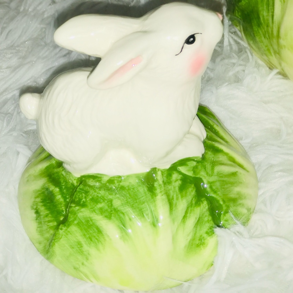 Rabbit Hopper Lane Cabbage Pottery - Picture 4 of 15